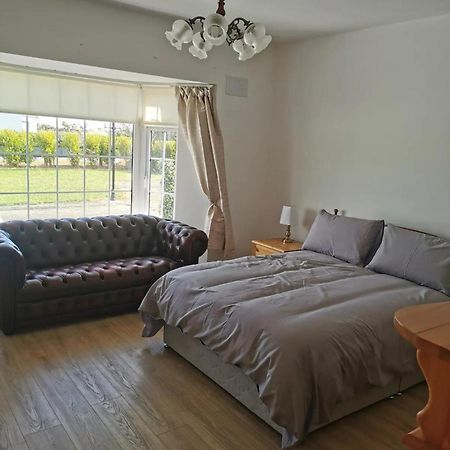 Mervyn 4-Bed House In Rosslare Strand With Swimming Pool المظهر الخارجي الصورة