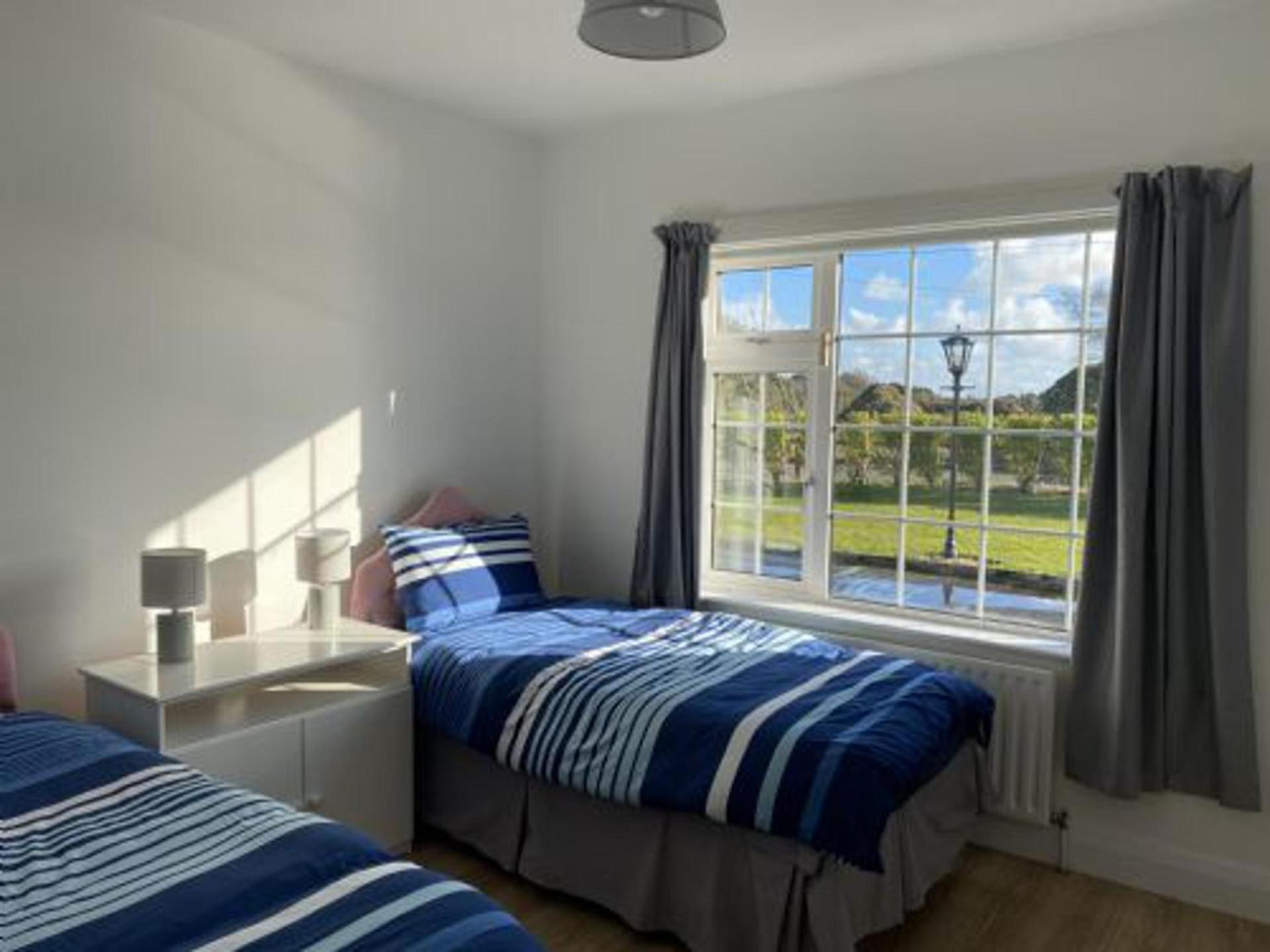 Mervyn 4-Bed House In Rosslare Strand With Swimming Pool المظهر الخارجي الصورة